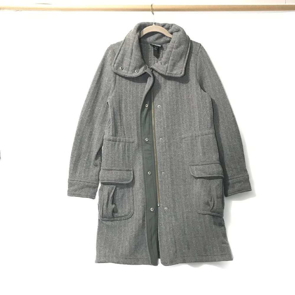 Patagonia Common Threads Womens Small Gray Long Coat Full Zip